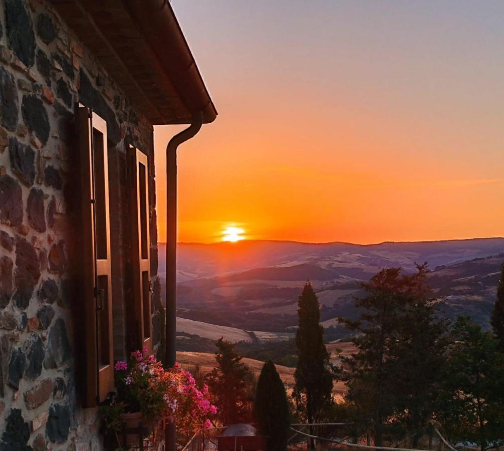 Casa Al Maestro B&B Radicofani Buitenkant foto